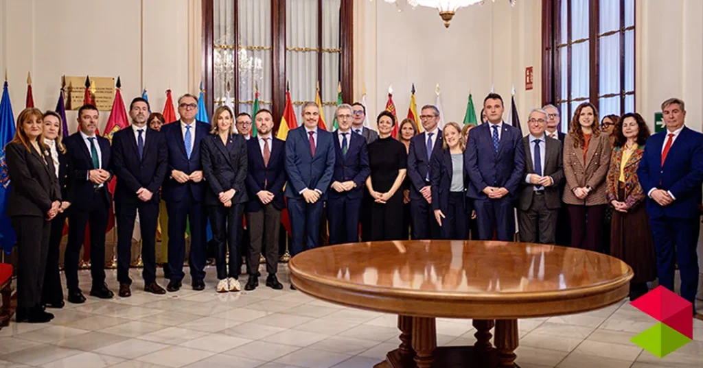 Noticias Cantabria Cantabria exige al Gobierno de España un compromiso "claro" e "inquebrantable" para defender la PAC, la política pesquera y los fondos de cohesión