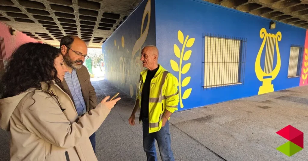 Noticias Torrelavega El Ayuntamiento de Torrelavega culmina el mural del Patronato Municipal de Educación y de la sede de la Banda Municipal de Música