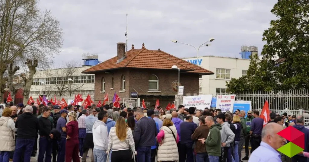 Noticias Torrelavega El comité de Solvay reitera su rechazo a una justificación del ERE no basada “en datos objetivos reales”