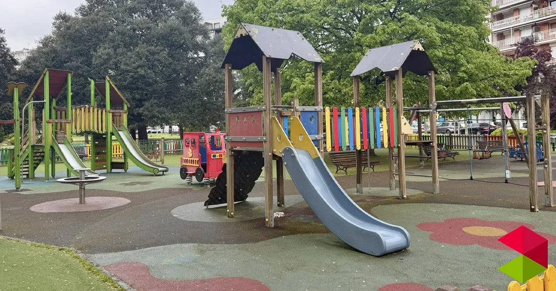 Laredo saca a licitación la cubierta y renovación del parque infantil de la Alameda Miramar por 400.000 euros