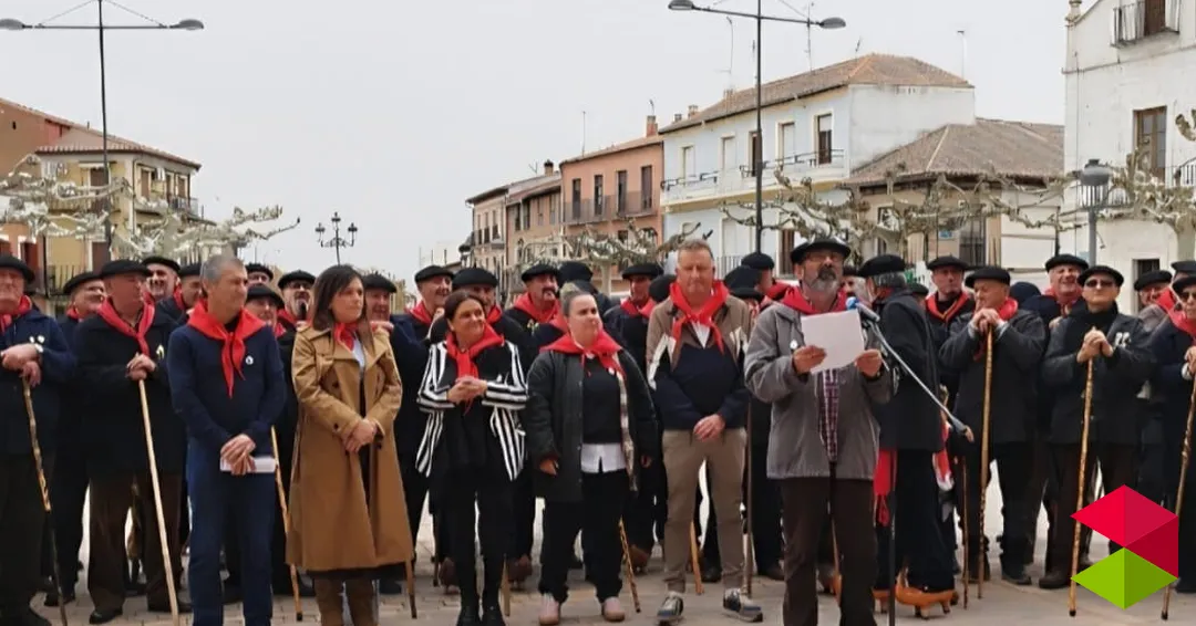Torrelavega refuerza la difusión de sus tradiciones con el viaje de la Ronda Marcera a Nava del Rey
